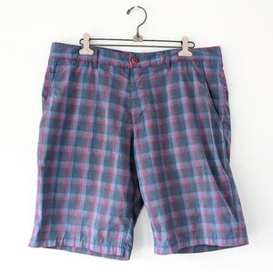 BOSS Hugo Boss Golf Plaid Short In Size 36